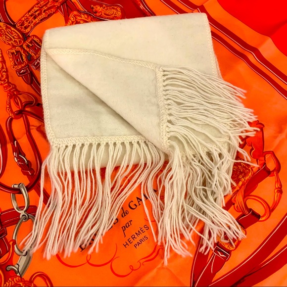 Alpaca wool cream fringed scarf - Picture 1 of 7